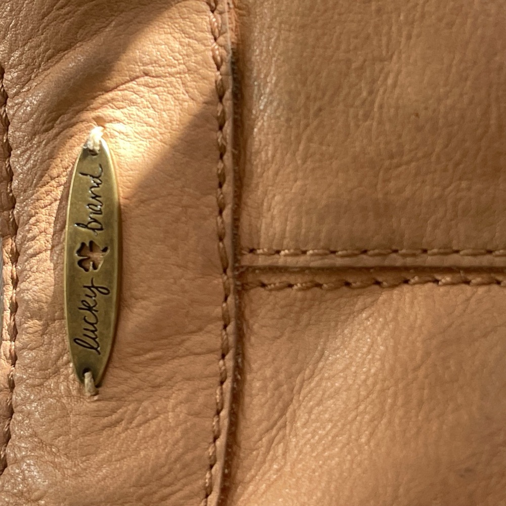 Lucky Brand purse